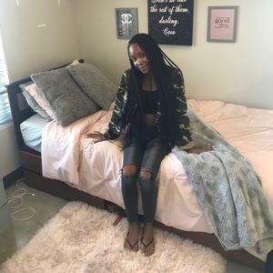 Meet your Posher, Blake